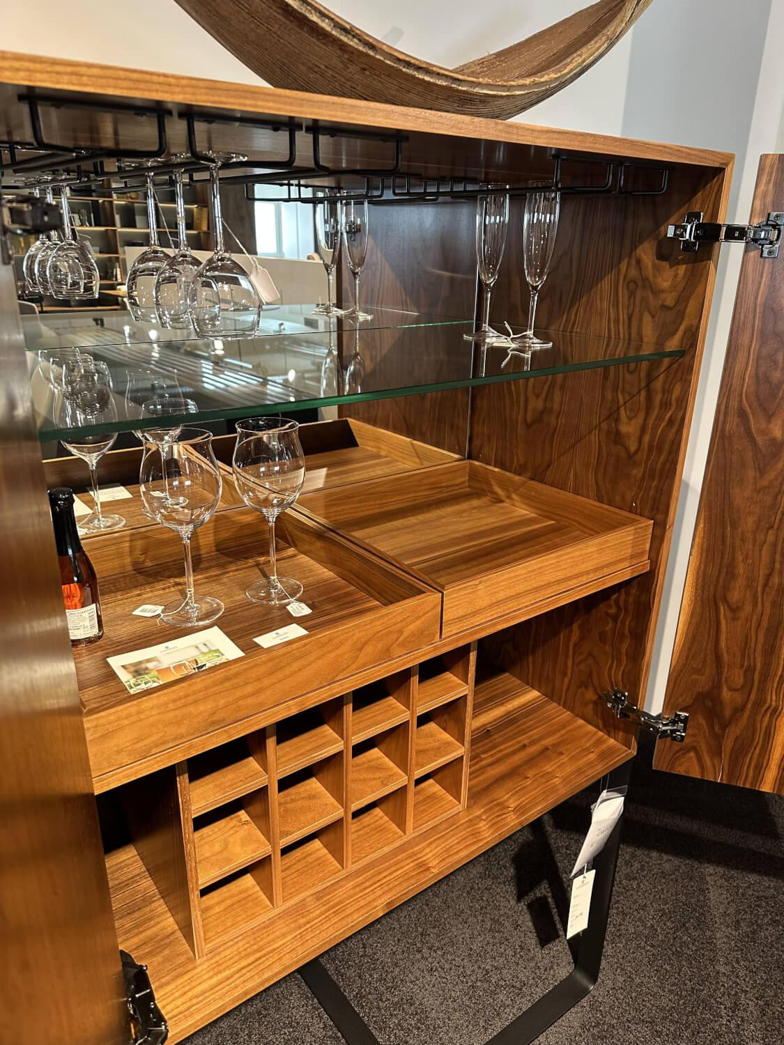 Lambert - Barschrank Cheers Amerikanischer Nussbaum Furniert - 3
