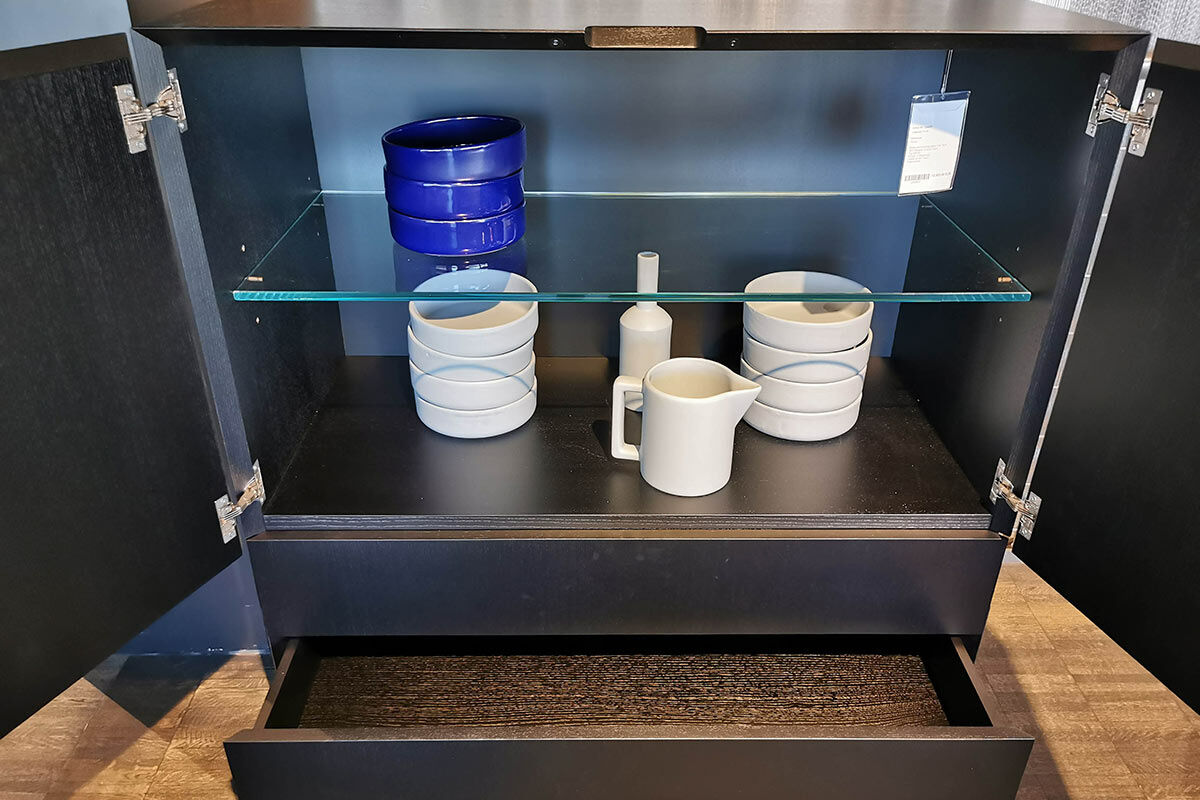 Flexform - Kommode Piuma Esche Ebenholzfarben Gebeizt Füße Aluminium Brüniert - 8