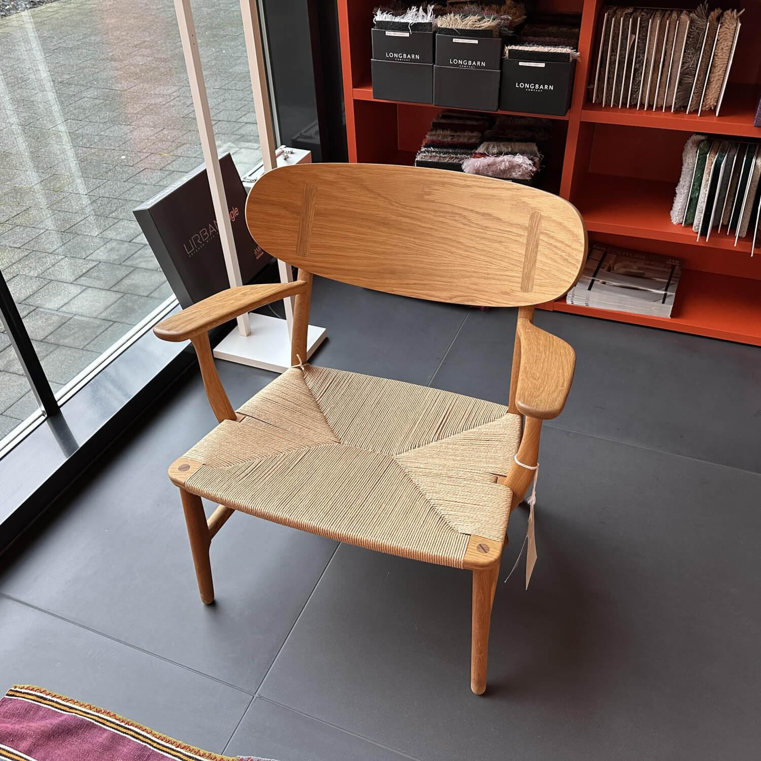 Carl Hansen & Søn - Sessel CH22 Massivholz  Ecihe Geölt Sitz Papierkordel - 5