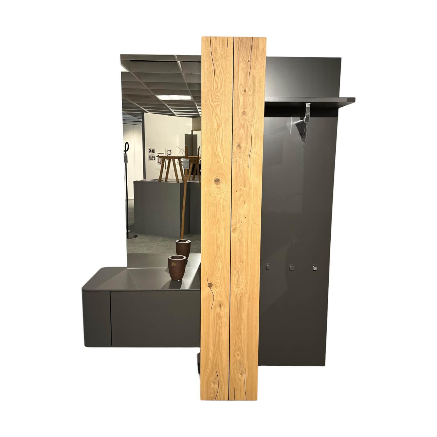 Hülsta - Garderobe Gentis Lack Grau Akzent Eiche Naturstamm - 1