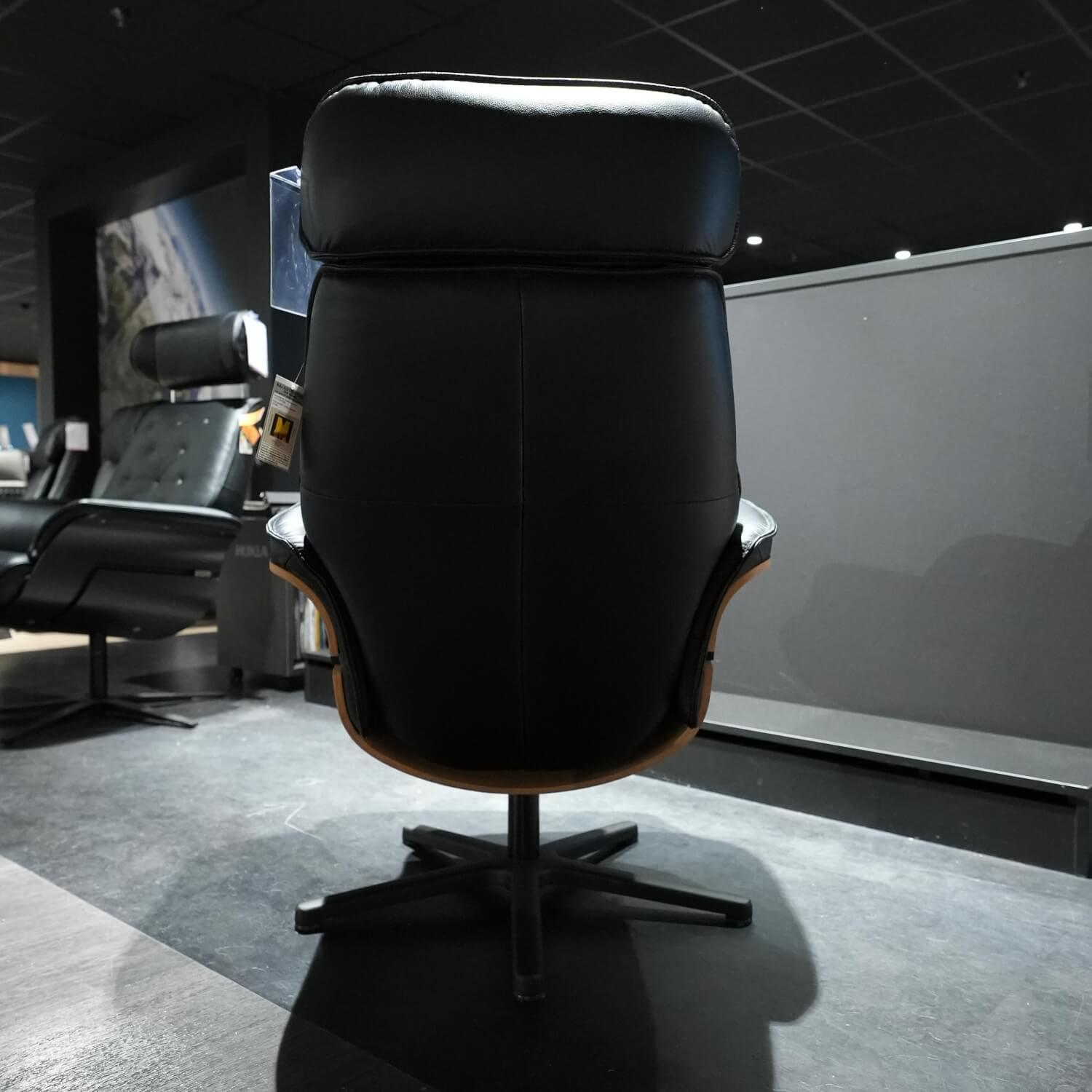 himolla - Sessel VS HU1141 Leder 56 Torro Schwarz Gestell Holz Nussbaum Metallfuß Schwarz Mit Verstellbarer Rückenlehne Inklusive Hocker - 2