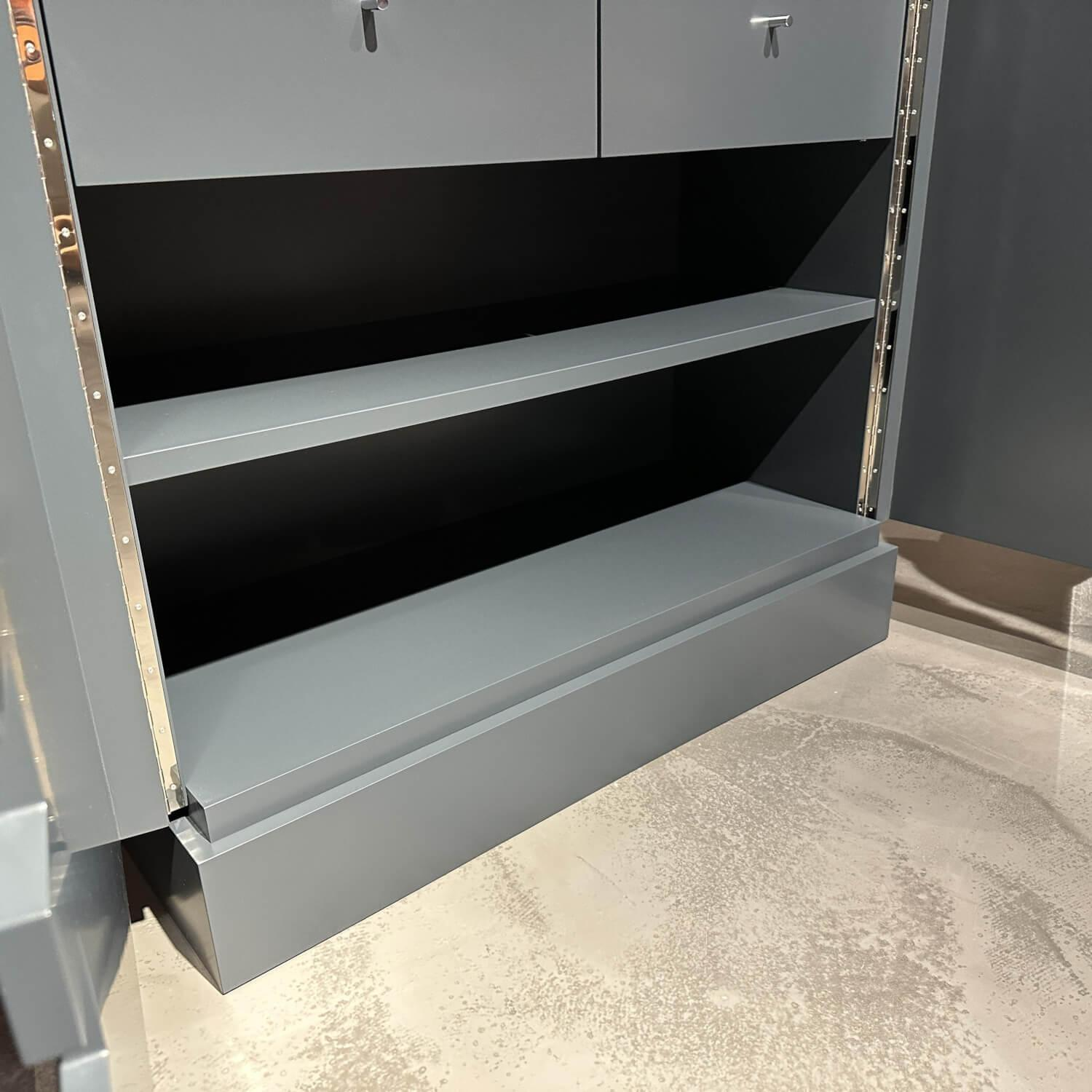 KMK - Barschrank Maxim 2-Türig Lack Anthrazit Matt Und Hochglanz RAL 7016 - 3