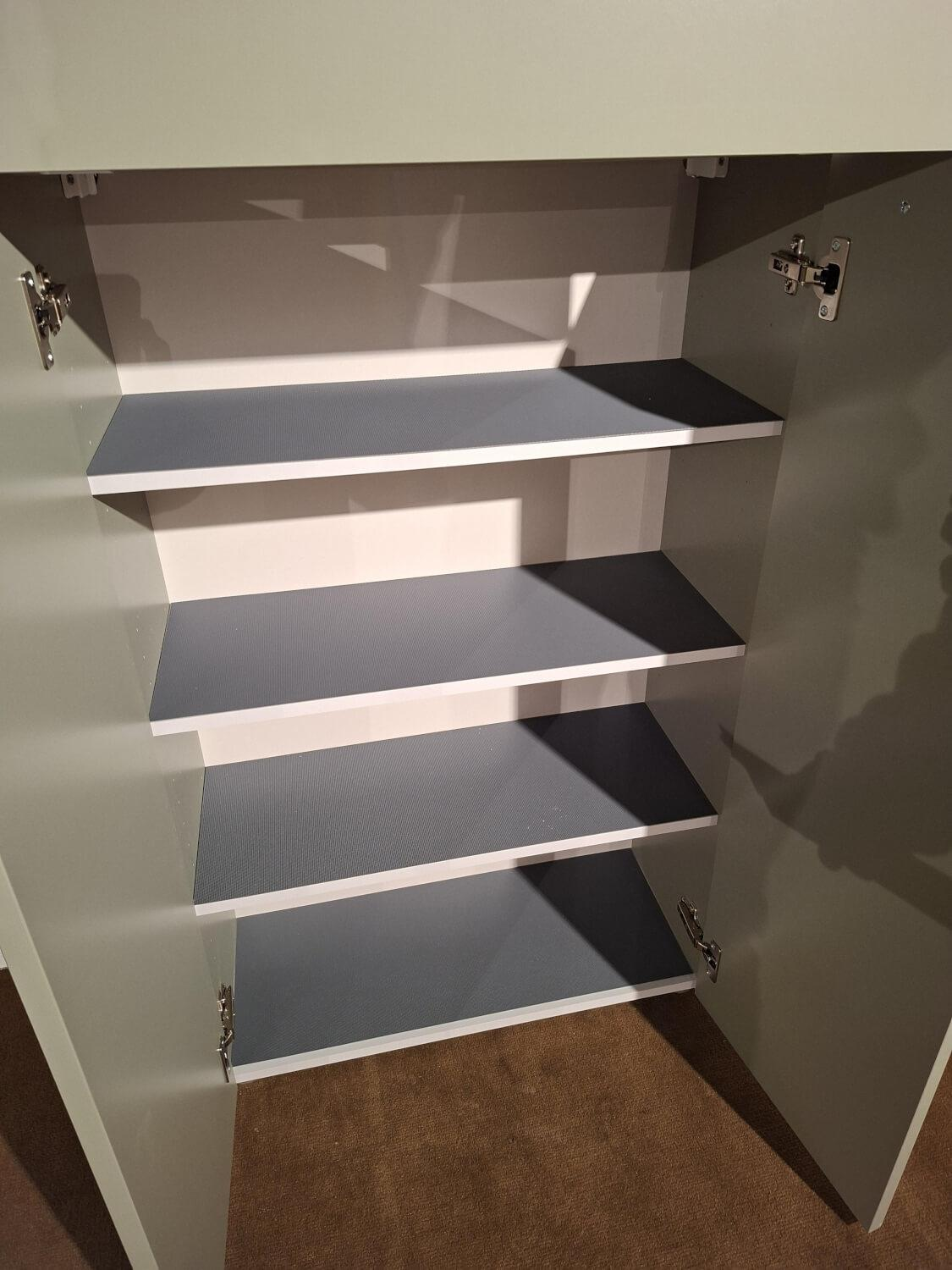 Wittenbreder - Garderobe Palma 11 Lack Schilfgrün Metall Schwarzmatt Kommode Spiegel Paneel - 5