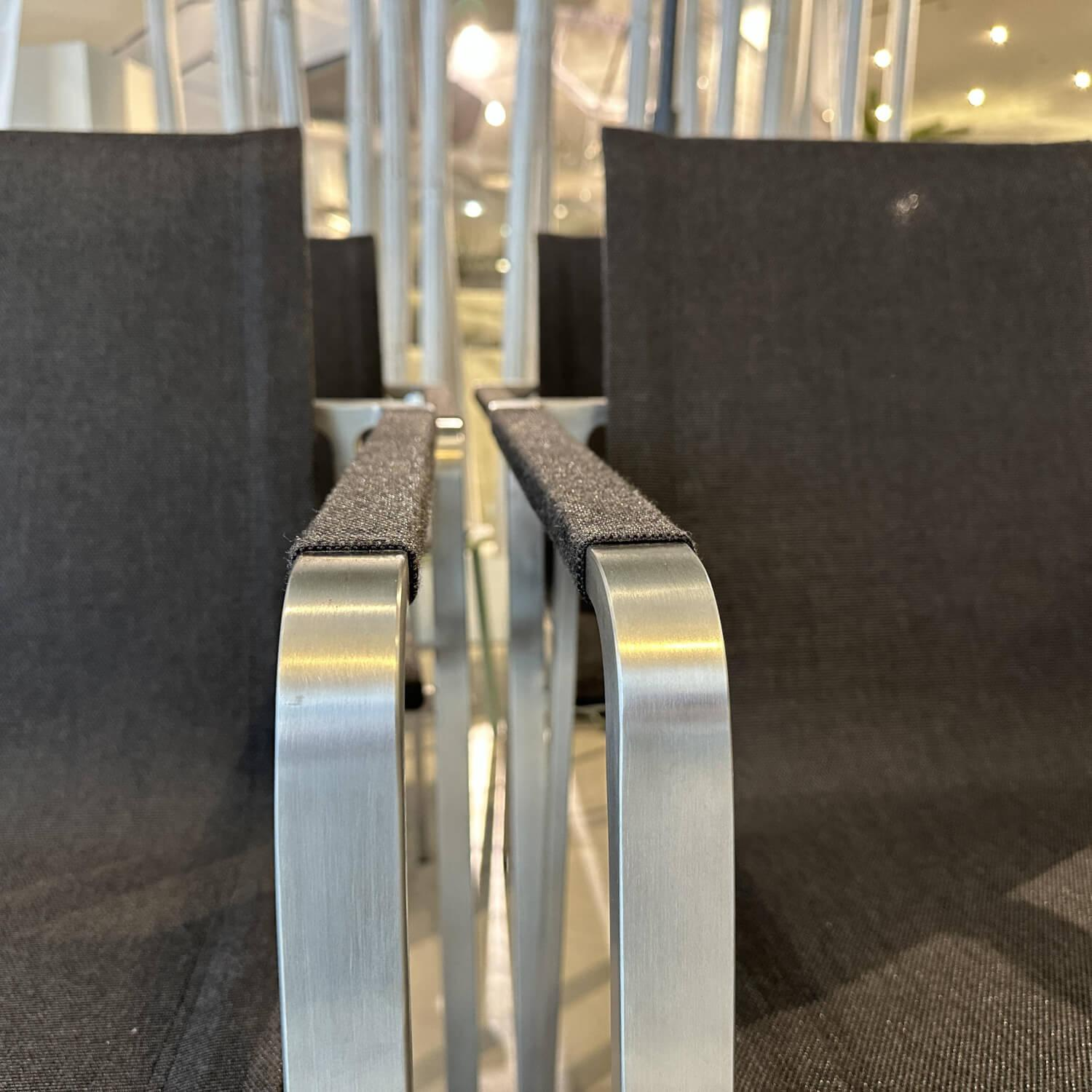 Solpuri - 6er Set Stapelsessel Jazz Bespannung Softex Gewebe Coal Schwarz Grau Gestell Edelstahl - 6