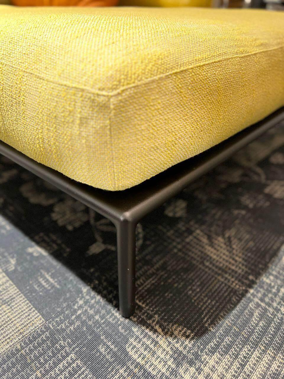 Vitra - Sofa Anagram Sonderstoff Corsaro Raps Melange Gelb Untergestell Basic Dark Anthrazit ohne Kissen - 6