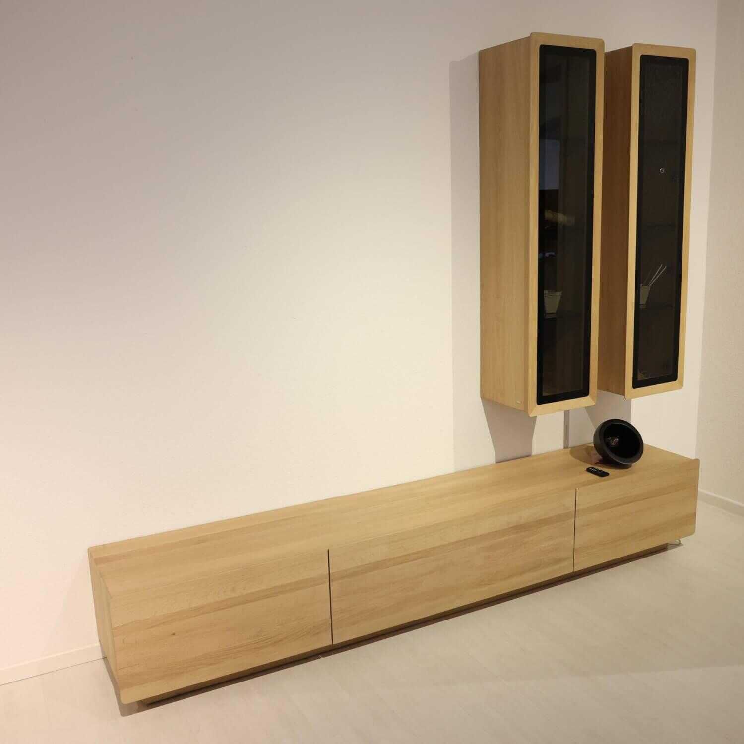 h-C3-BClsta-tv-hifi-solit-C3-A4rwand-solid-eiche-hell-massiv-ge-C3-B6lt-mit-led-lichtblenden-c460c7f3f085 Hülsta - TV-Hifi Solitärwand Solid Eiche Hell Massiv Geölt Mit LED-Lichtblenden - 2