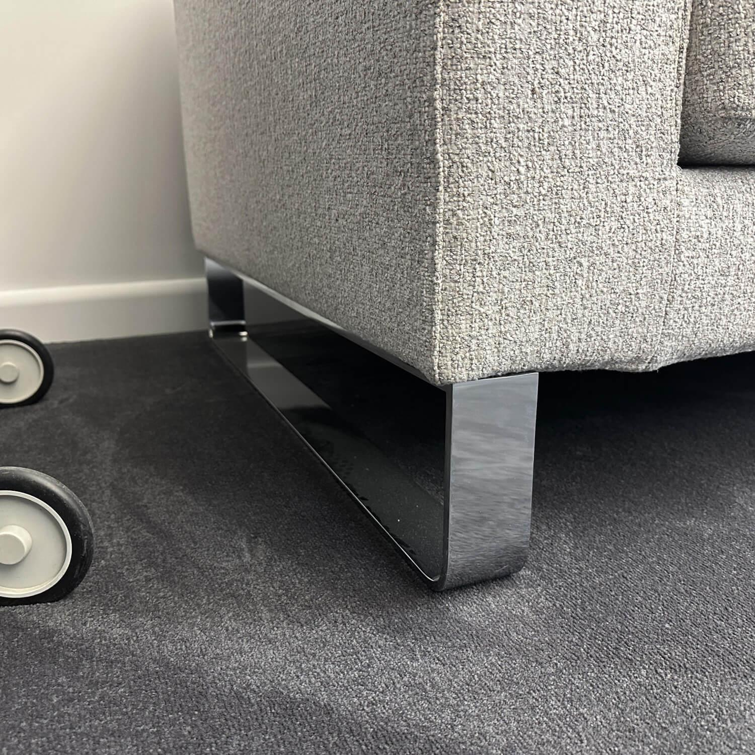 IP Design - Sofa Jon Edwards Stoff Alice IP1750-171 Grau Metallkufe Glanz Chrom - 4