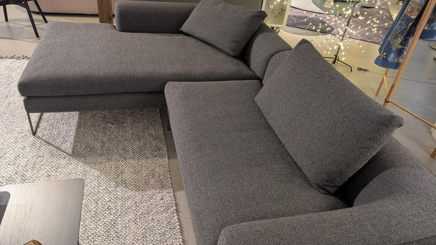 COR - Ecksofa Mell Lounge Stoff Dessin 8212 Dunkelgrau Gestell Metall Grau Lackiert Inklusive 2 Kissen - 3