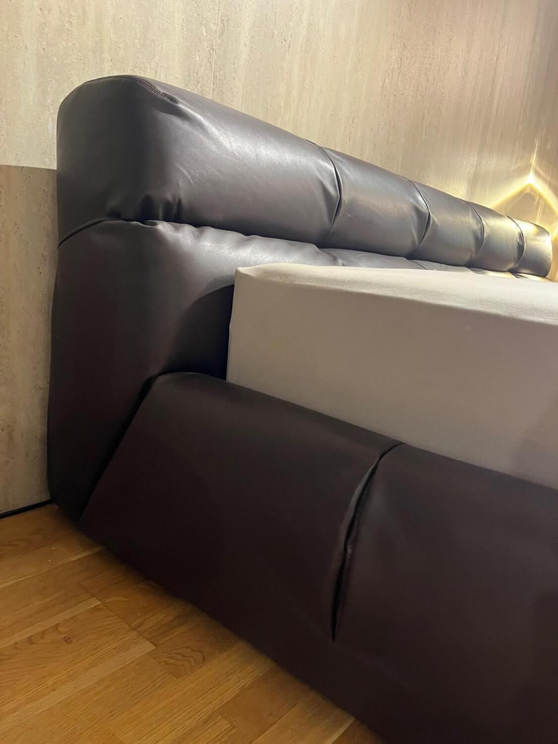 B&B Italia - Bett Tufty Time Leder 1228350 Kora Dunkelbraun Füße Eiche Natur Inklusiv Matratze und Lattenrost - 6