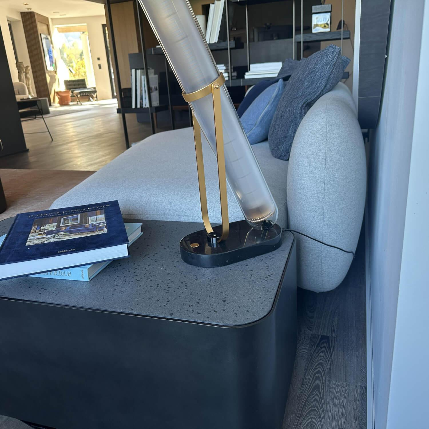 Poliform - Sofa Loro Piana Stoff Tiepolo Light Marnego Grau Füße Schwarz ohne Kissen - 4