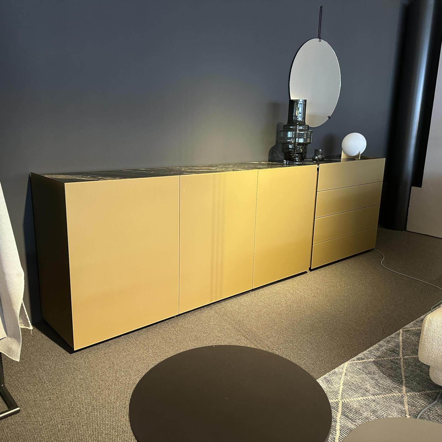 Interlübke - Sideboard Jorel T 39 Mattlack Optiwhite Kardamom Gelb Gold Abdeckplatte Stein Quarz Tropical Storm Schwarz Gold - 8