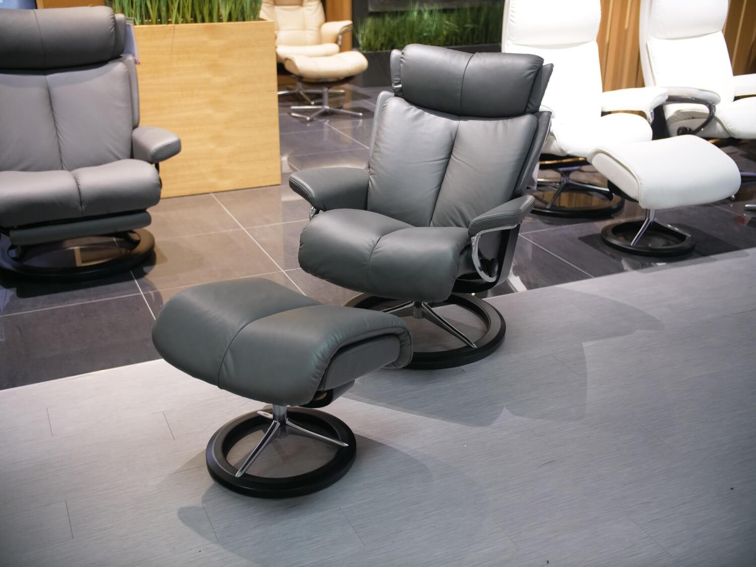Stressless - Sessel Mit Hocker Magic M Leder 094 Paloma 16 Dunkelgrau Untergestell Signature Metall Holzfarbe 05 Schwarz Gebeizt - 4