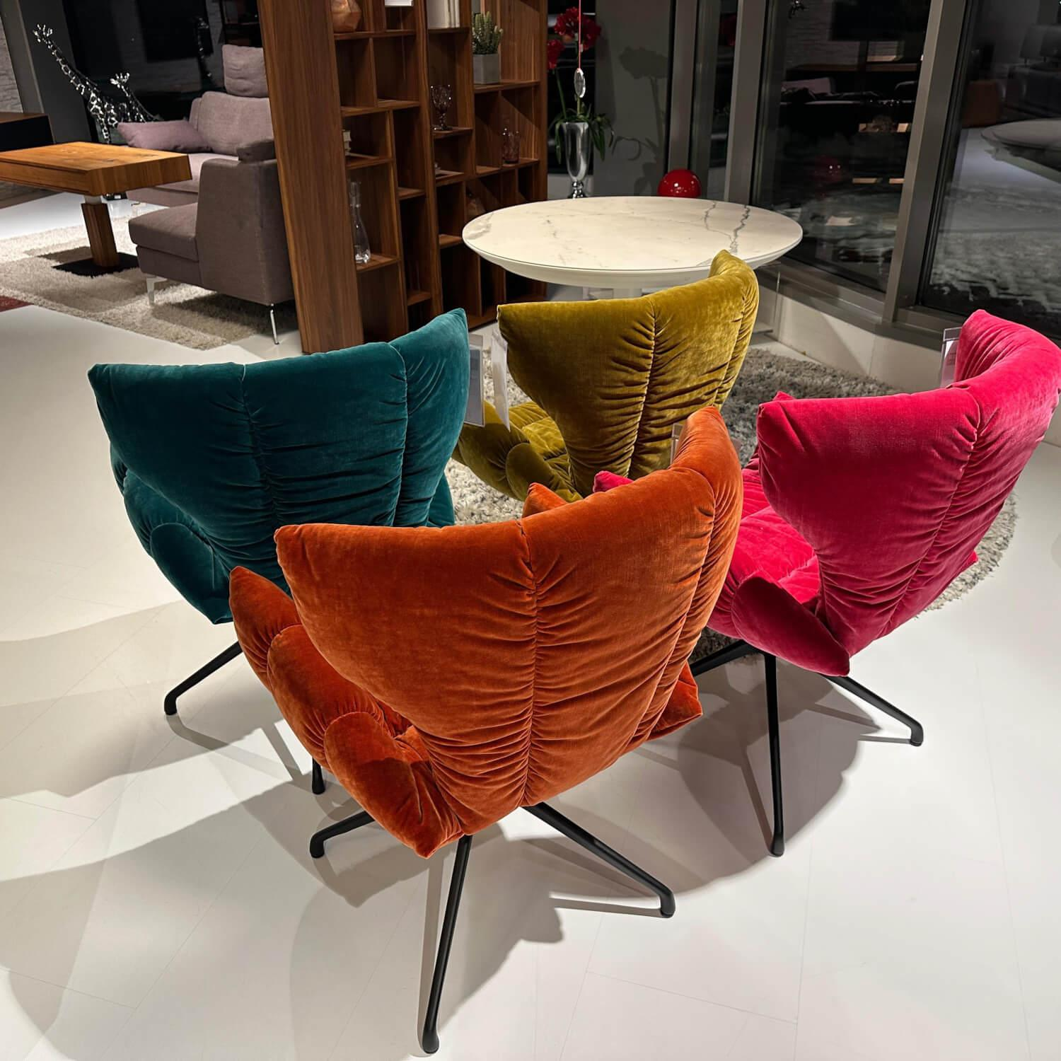 Bretz - 4er Set Esstischstuhl Cassia Stoff 64 1978 Velvet Gold Green Grün Rot Pink Füße 98 Matt Schwarz - 8