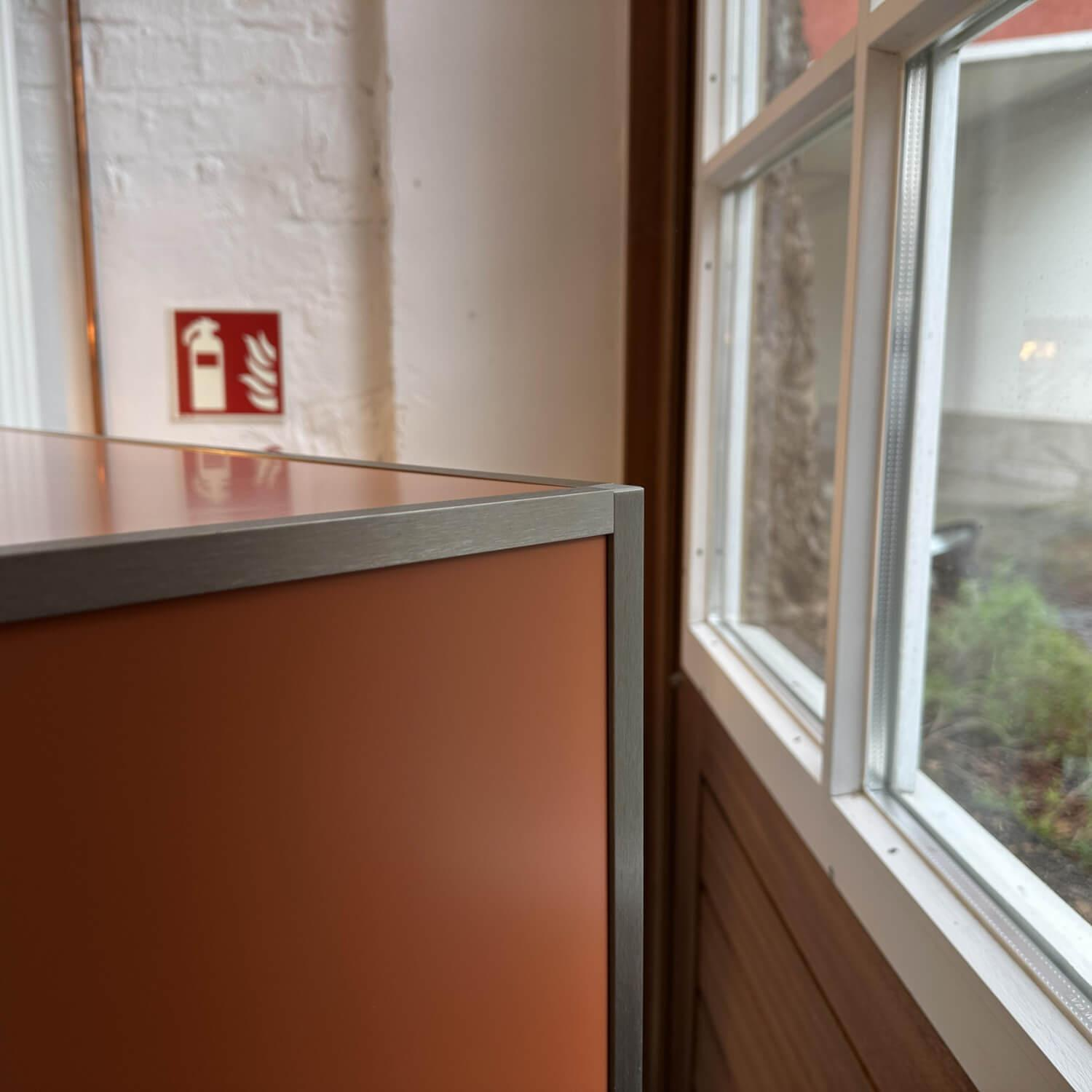 Ligne Roset - Sekretär Dita Lack Couleurs Cuivre Braun Orange Rahmen Metall Bronzeeloxiert Mit Kabeldurchlass - 6