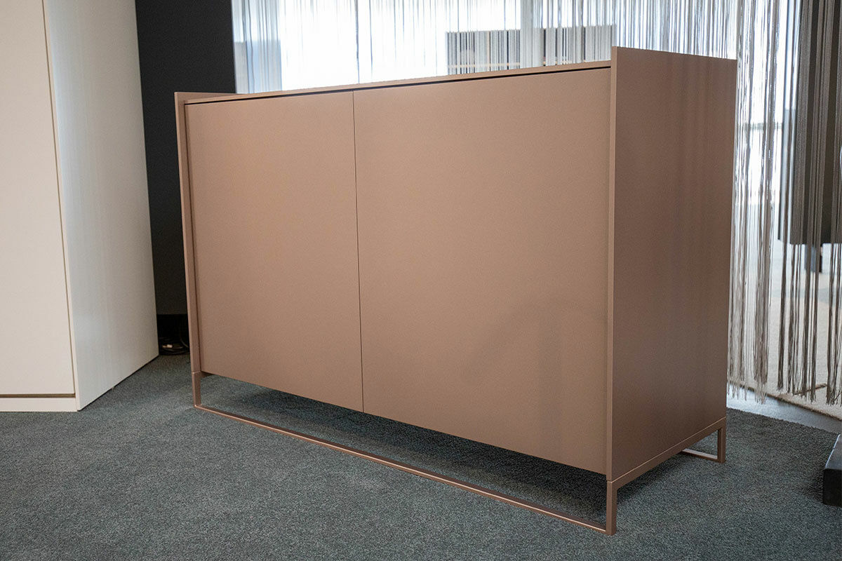 Möller Design - Kommode Lean Box Lack 451 Bronze Metallic - 2