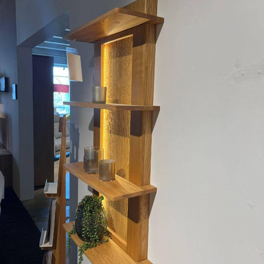 Natura - Wandregal Hillsboro Wildeiche Massiv Geölt Mit Beleuchtung - 4