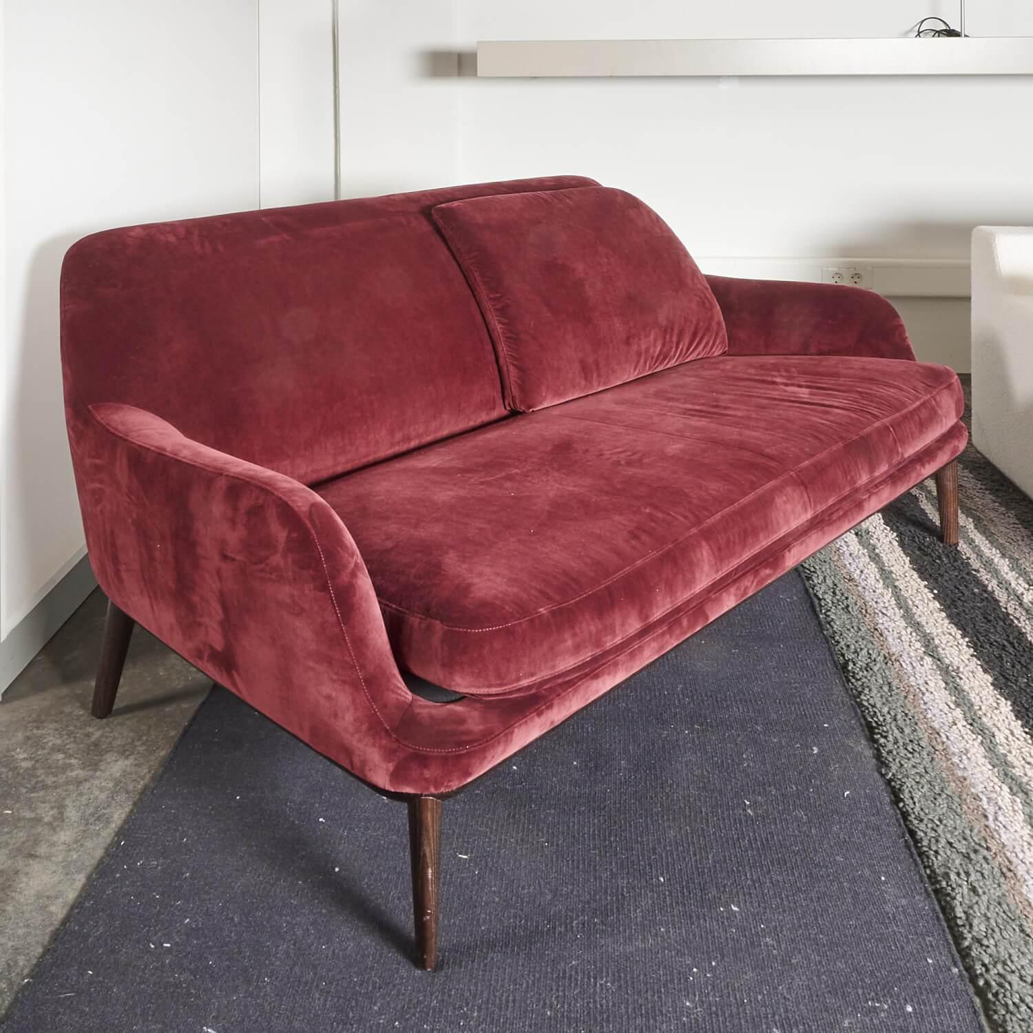 Bielefelder Werkstätten - Sofa Grace Bezug Stoff City Velvet Reloaded CA7832 095 Rot Füße Holz Braun - 7