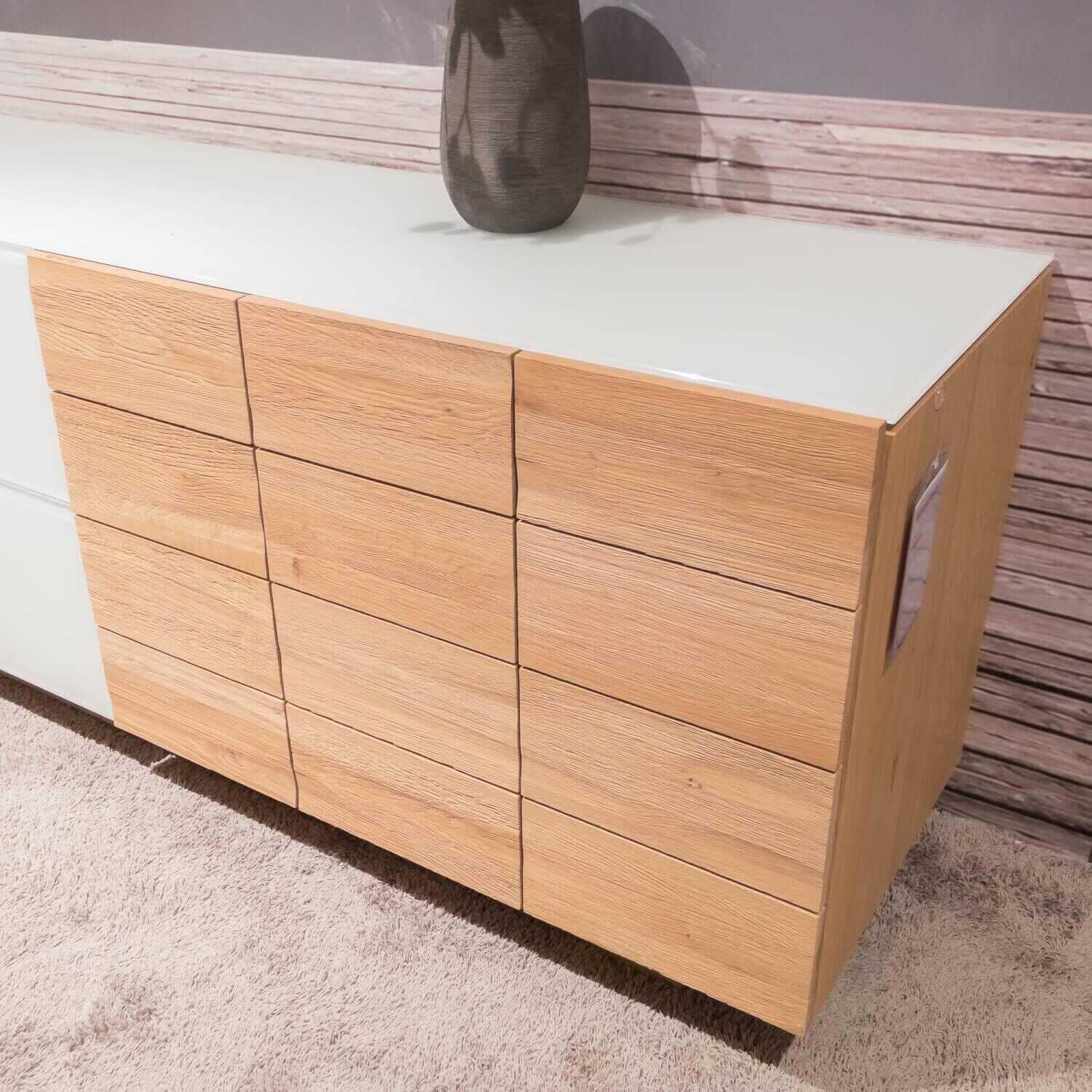 voglauer-sideboard-v-montana-wildeiche-ge-C3-B6lt-frontglas-o-optiwhite-abdeckplatte-po-glas-optiwhite-529c4a032164E8F5OYjNwPRkP Voglauer - Sideboard V-Montana Wildeiche Geölt Frontglas O-Optiwhite Abdeckplatte PO-Glas Optiwhite - 5