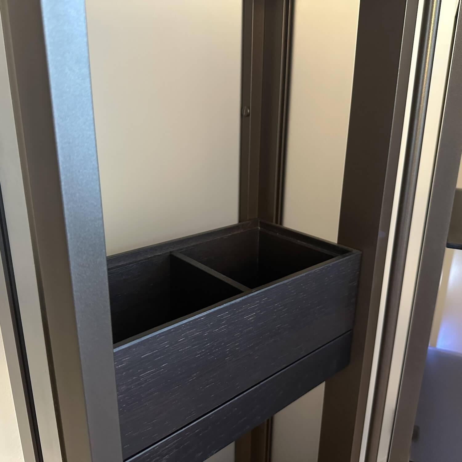 Culti Shakkai - Badezimmerschrank Cube Grau Und Schwarztöne - 12