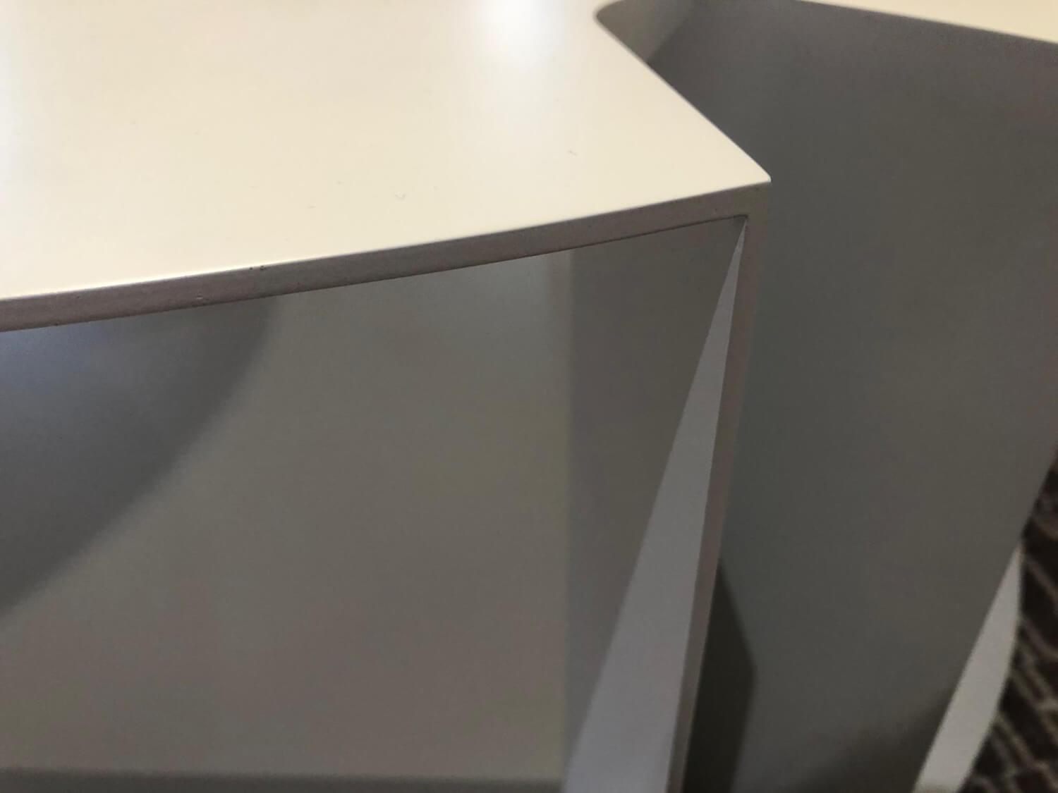 B&B Italia - 2er-Set Beistelltisch Nix Weiß Lackiert Kernleder Schwarz - 3