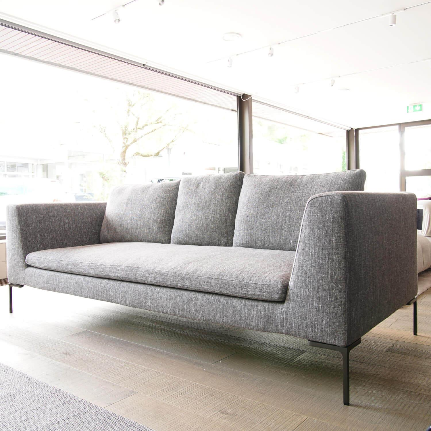 B&B Italia - Sofa Charles CH228 Bezug 2594251 Stoff Lodi Grau Füße 0170M Verchromt Schwarz Lackiert - 4