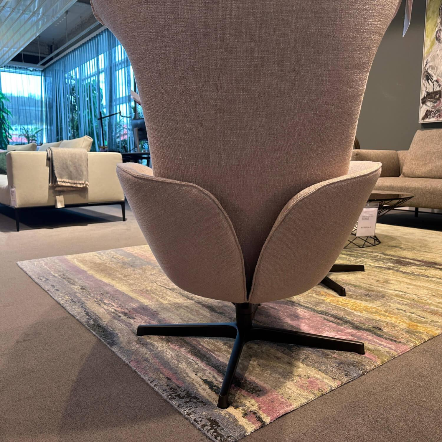 Walter Knoll - Sessel Onsa Stoff Gaia 7889 Champagne Beige Gestell Metall Bronze Pulverbeschichtet Inklusive Hocker - 2