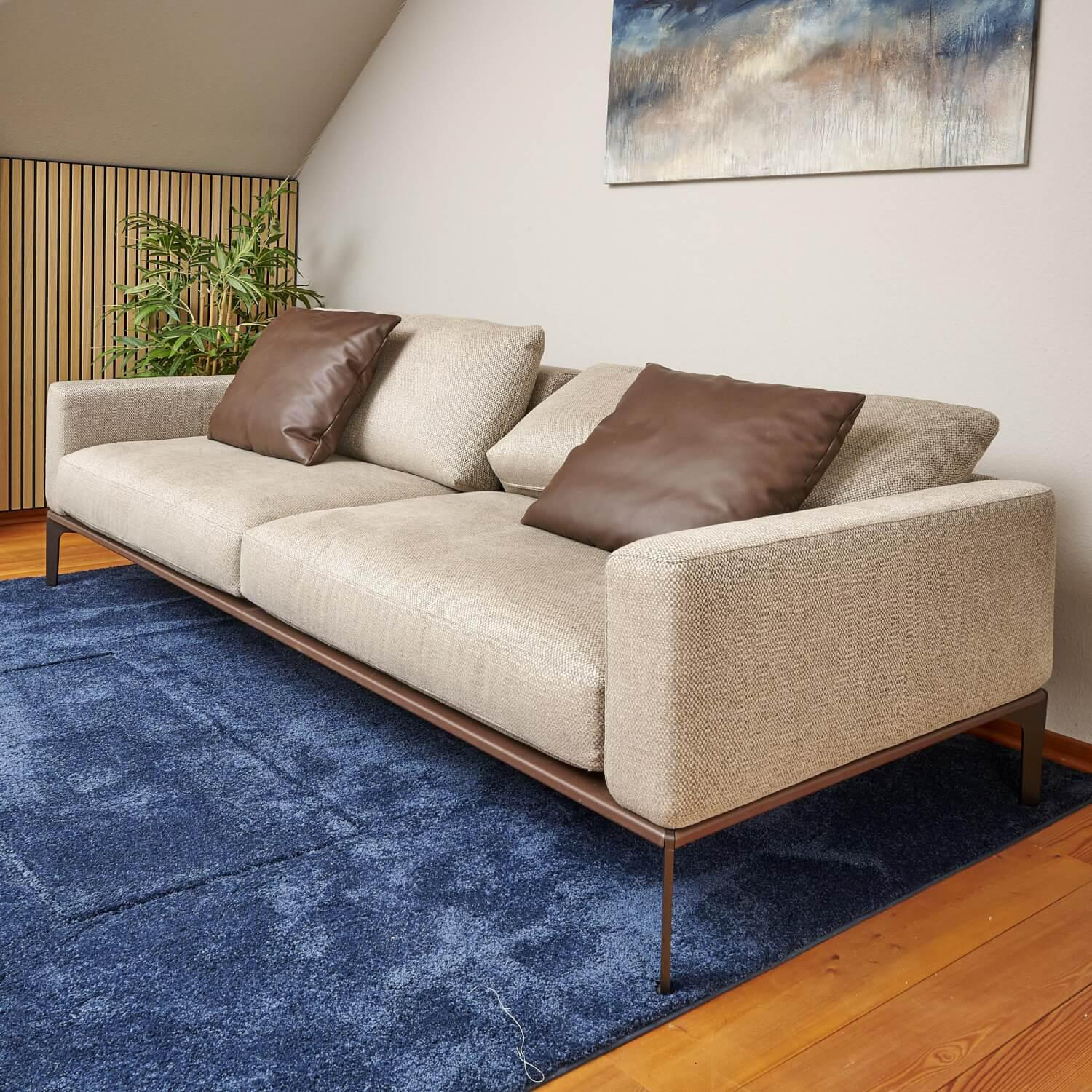 Bielefelder Werkstätten - Sofa Spirit Stoff Emira BW 1732 272 Beige Gestell Metall Bronze Matt Inklusive Rückenverstellung - 4