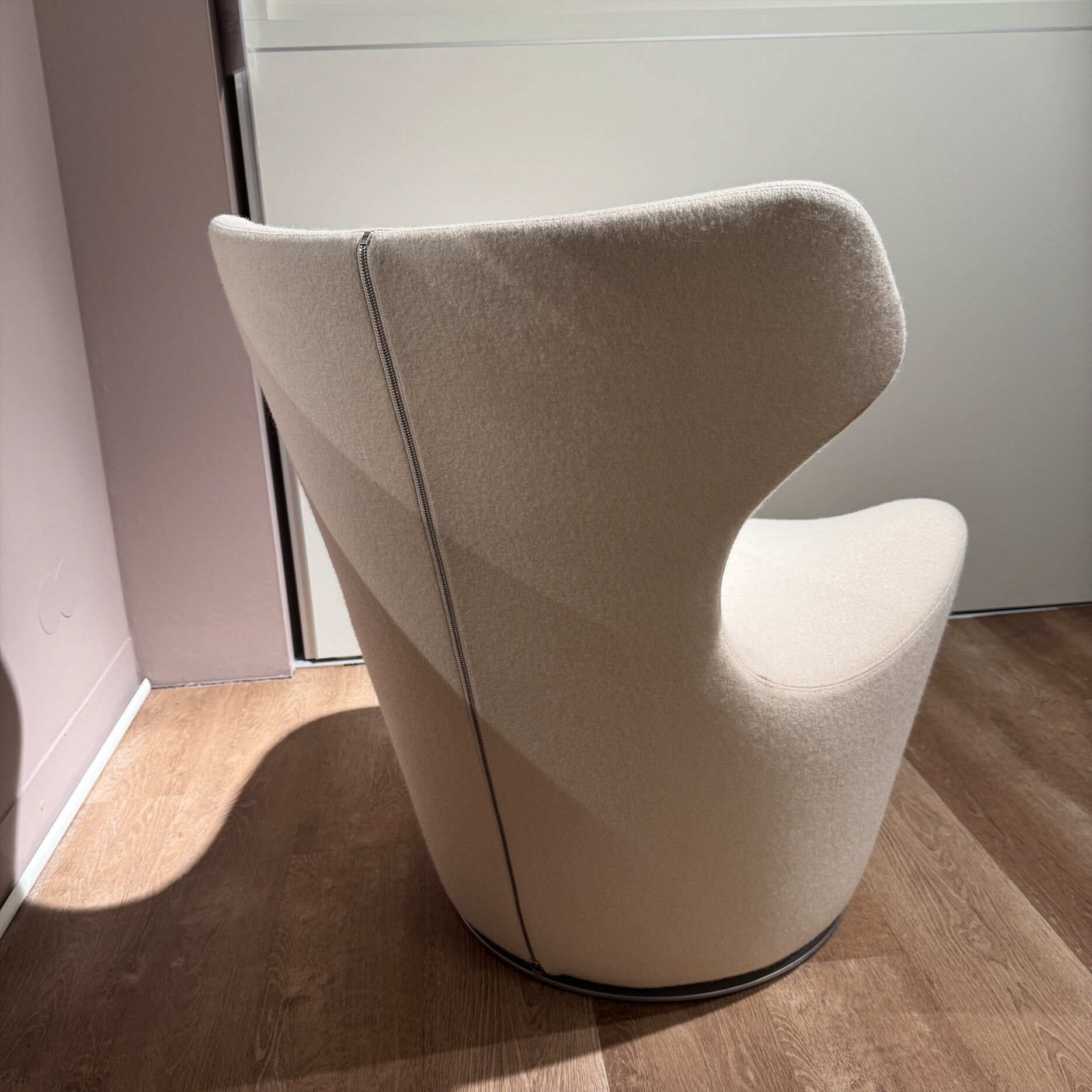 B&B Italia - Sessel Piccola Papilio Stoff Ego 2153 100 Weiß Drehgestell Grau Metallisiert - 2
