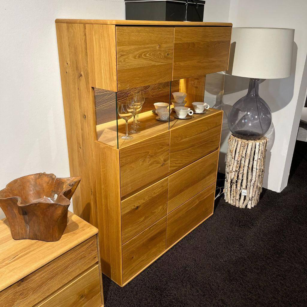 Natura - Highboard Hillsboro Wildeiche Massiv Geölt Mit Glastüren Mit Beleuchtung - 8