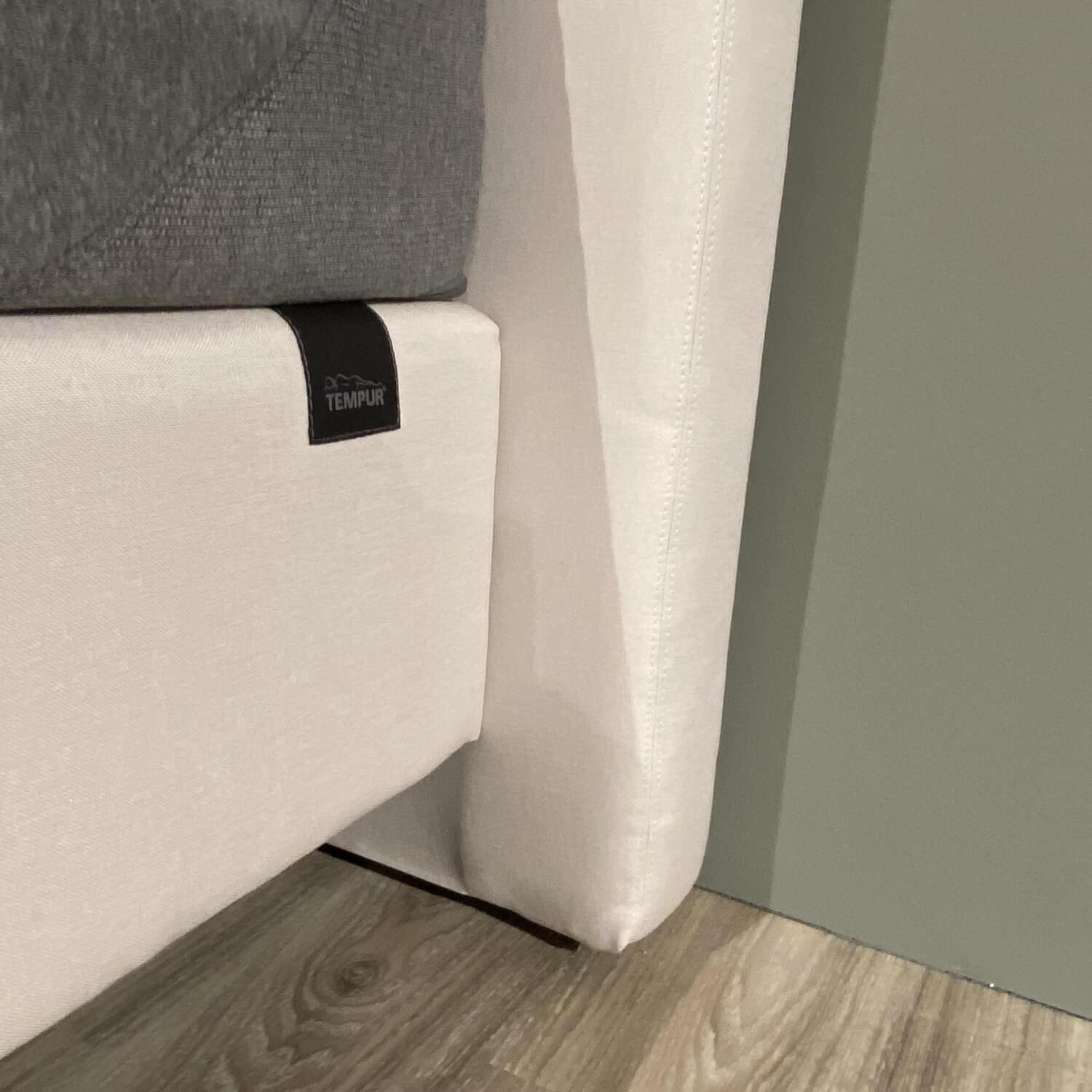 Tempur - Boxspringbett Flat Stoff White 9130 Weiß Eiche mit 2 Matratzen - 3