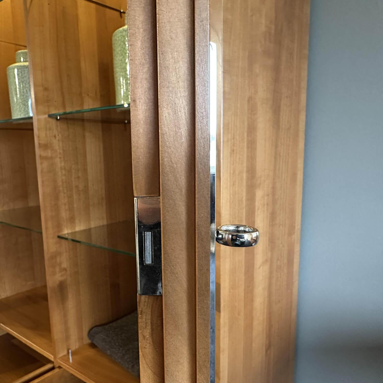 Form Exclusiv - Vitrine Bordeaux 170610 Euro Kirsche Zeder Samtreflex Beschläge Poliert Und Vernickelt Inklusive LED Beleuchtung - 8