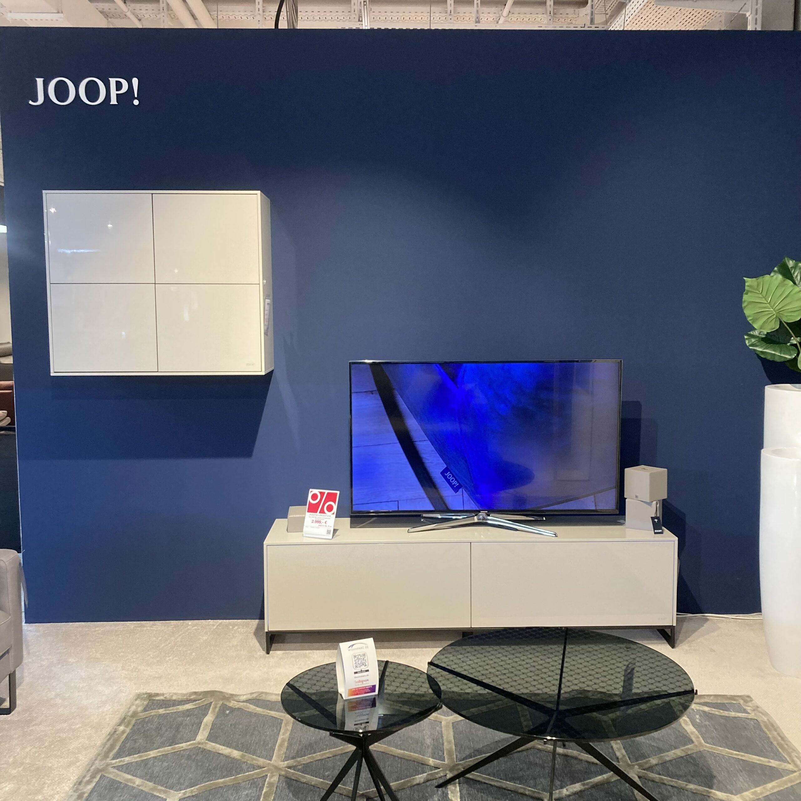 JOOP! - Wohnwand Joop Lack Kristallgrau Weiß Grau Kufen Metall Schwarz Inklusive Beleuchtung - 5
