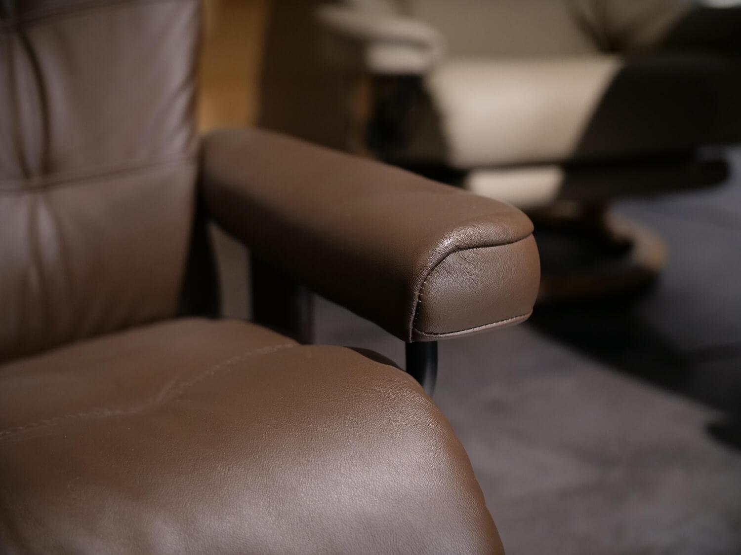 Stressless - Sessel Erik S Mit Hocker Bezug Leder 094 Plaoma Espresso Braun Gestell Classic Holzfarbe Wenge Schwarz - 8