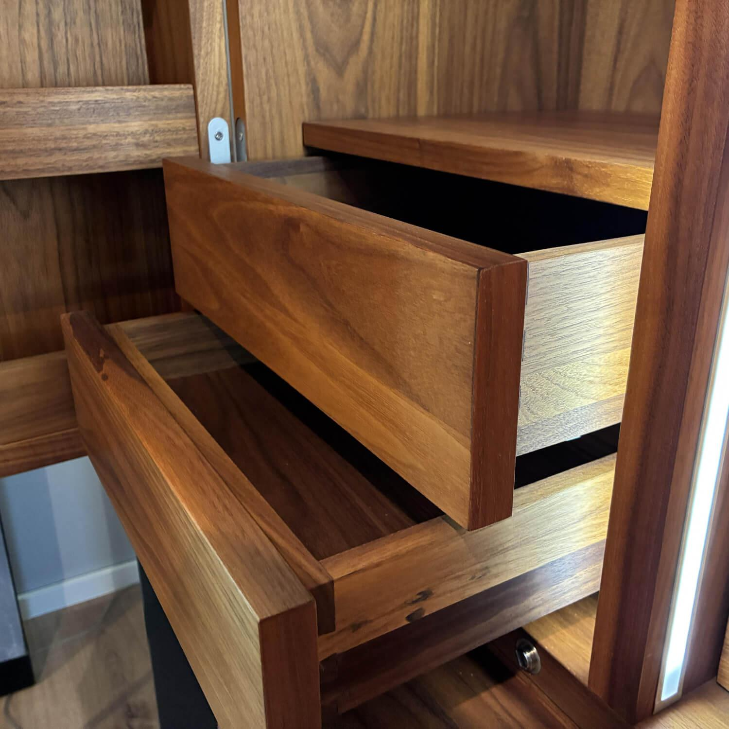 Riva1920 - Schrank Cambusa Fly Reserve Nussbaum Gestell Eisen Lackiert - 3