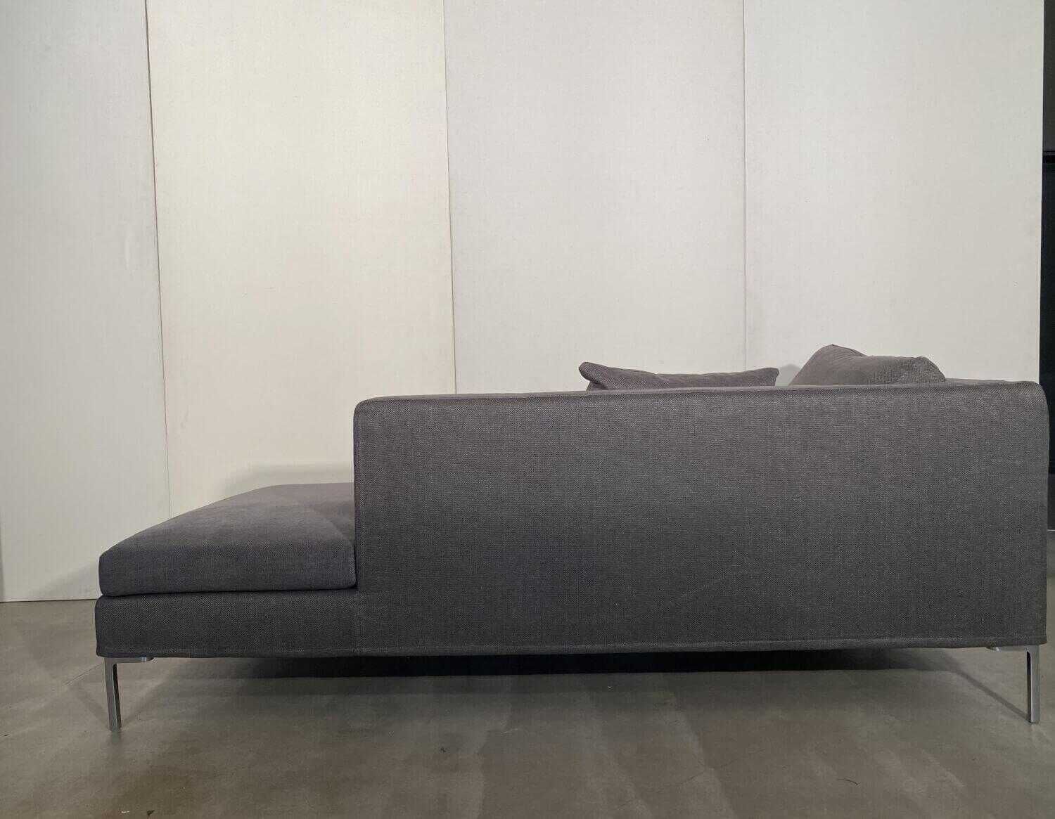 Sofa Egoista Stoff E Visone Grau Füße Aluminium Poliert mit Hocker und Kissen