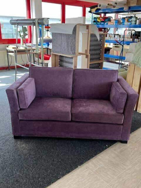 Pol 74 - Schlafsofa Monza Stoff Fifty Fifty Lila Füße Holz Schwarz - 4