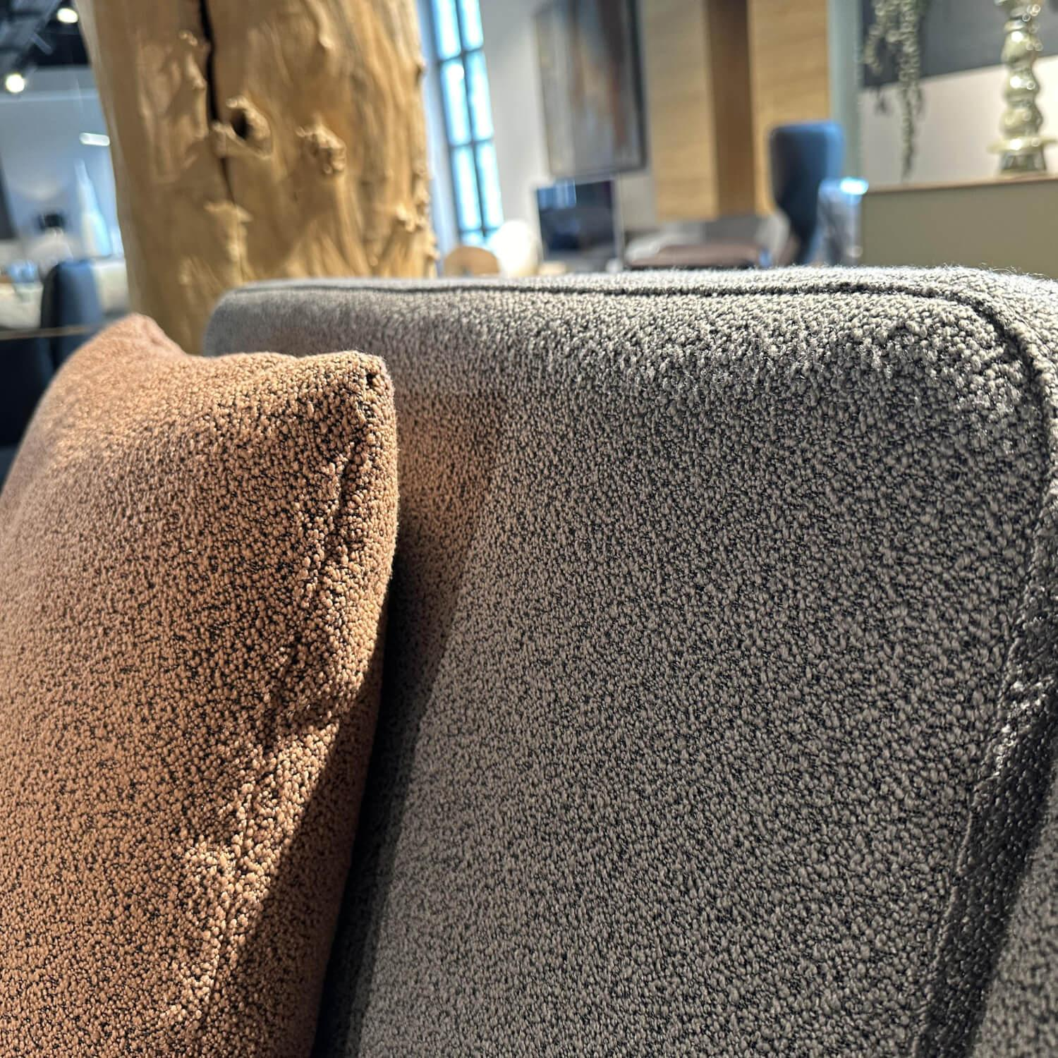 Brühl - Sofa Alba Stoff 5275 96 Grau Winkelfuß Schwarz Mit Klappbaren Armlehnen - 7