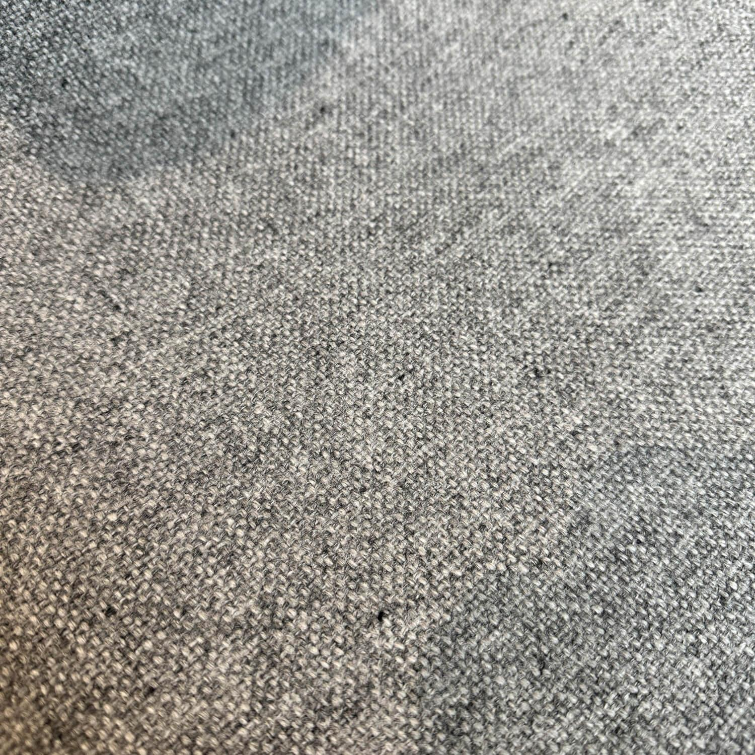 Fritz Hansen - Chair Die Serie 7 Fabric Hallingdal Grey 130 Back Ash Black Frame Metal 3107 Black Powder-coated - 2