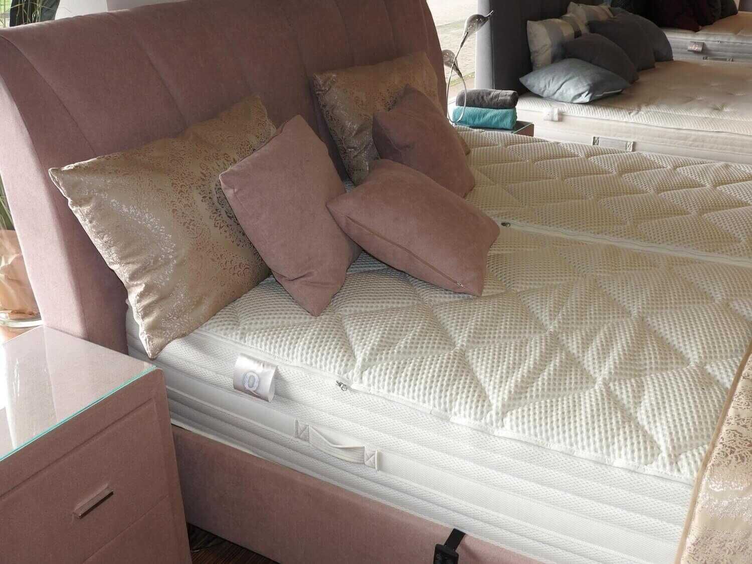 oschmann-boxspringbett-1405-stoff-enjoy-uni-altrosa-mit-2-konsolen-und-5-kissen-79c41bbcbc87m8j6CTE8UXR76 Oschmann - Boxspringbett 1405 Stoff Enjoy Uni Altrosa mit 2 Konsolen und 5 Kissen - 6