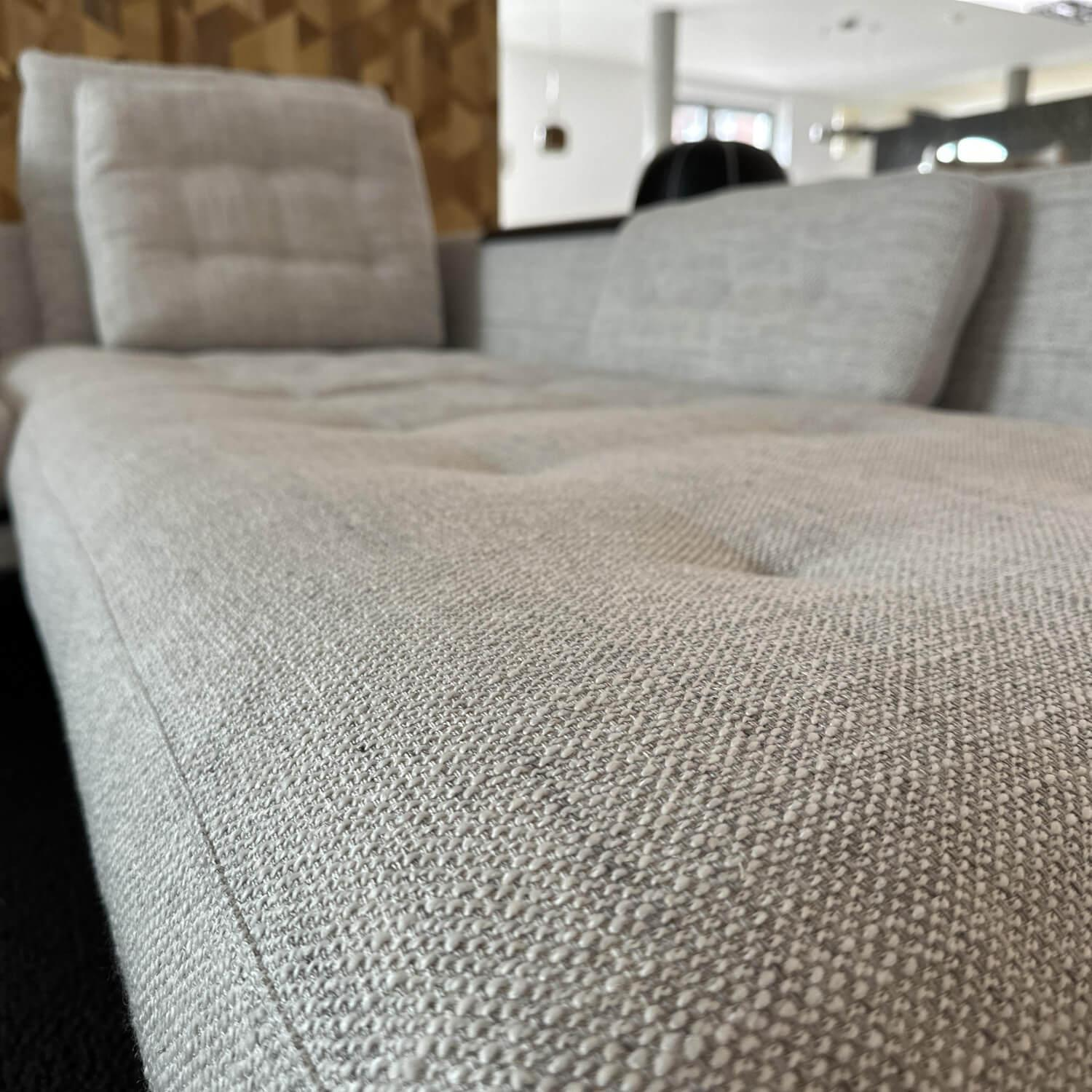 Vitra - Ecksofa Grand 3 Stoff 240 Corsaro Stone Melange Beige Füße Aluminium Poliert Inklusive Längliches Tablett Tray - 4