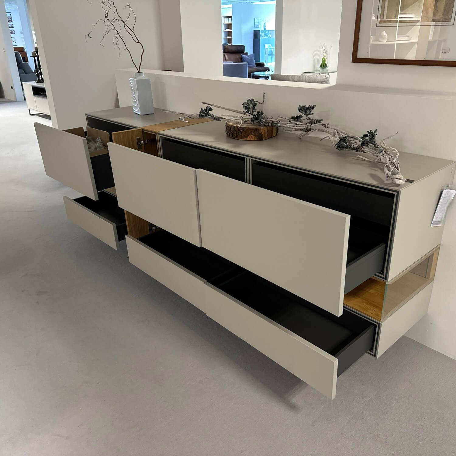 Hülsta - Sideboard Neo Lack Seidengrau Akzent Natureiche Mit Offenem Glasfach - 8