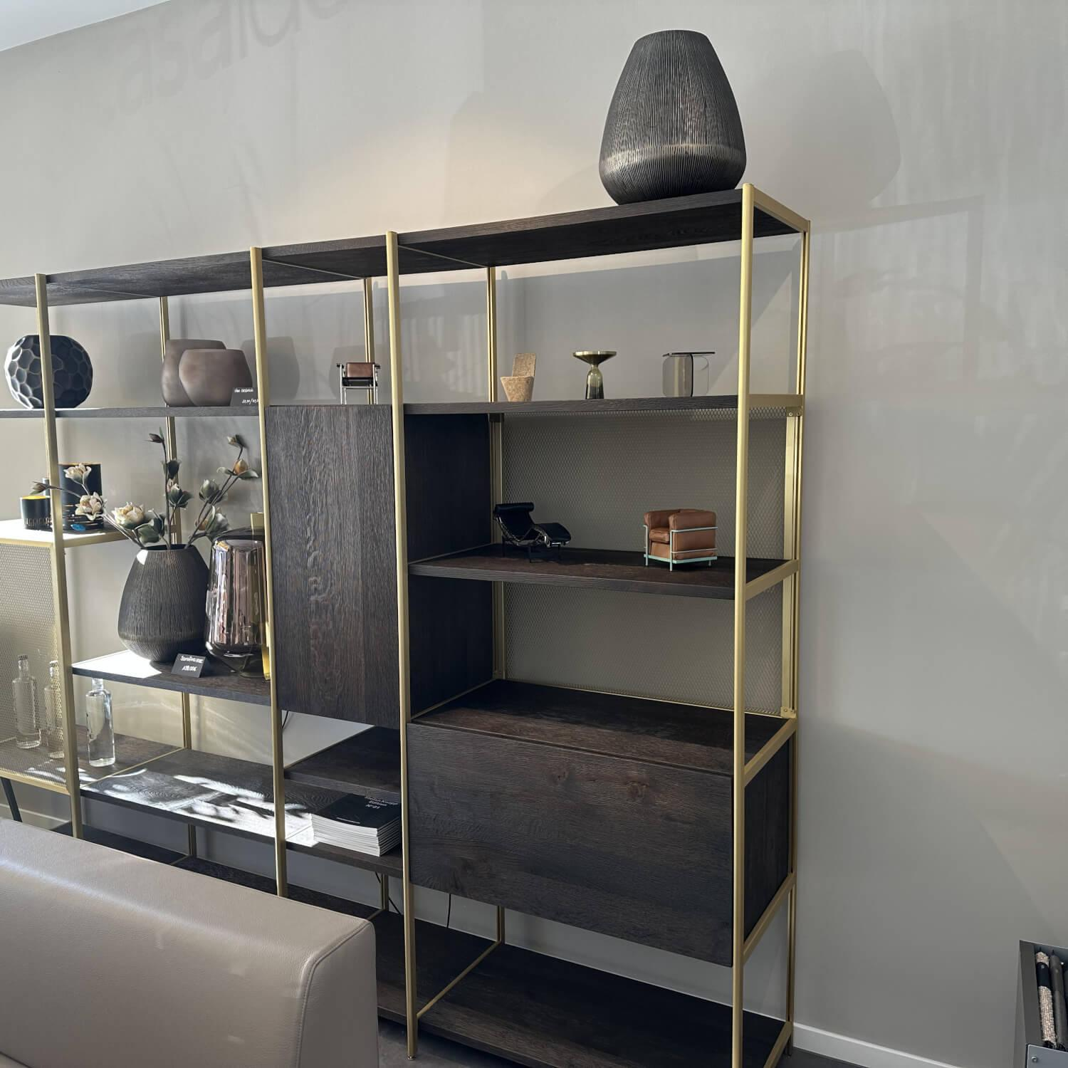 Janua - Shelf solid wood oak smoked anthracite oiled aluminium anodized Ev3 brass - 7