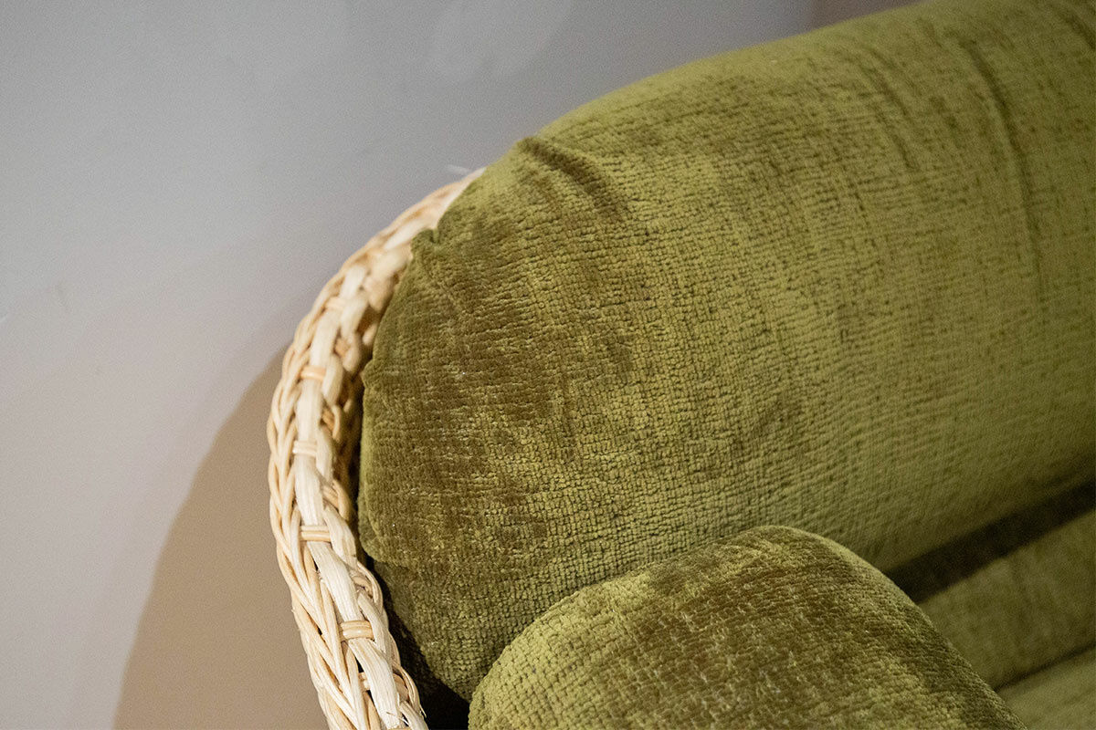 Gubi - Sessel Basket Lounge Chair Stoff Mumble Glamour Moosgrün Gestell Rattan - 3