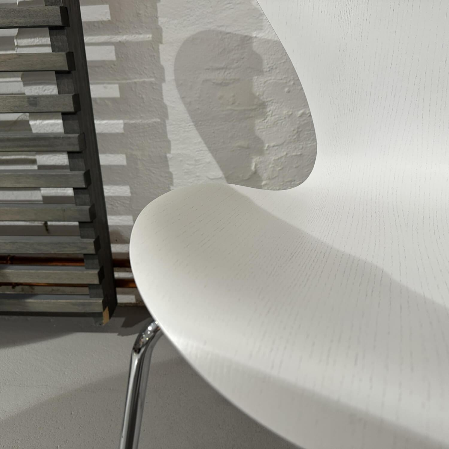 Fritz Hansen - Stuhl Die Serie 7 3107 Schale Esche 105 Weiß Gestell Stahl Verchromt - 2