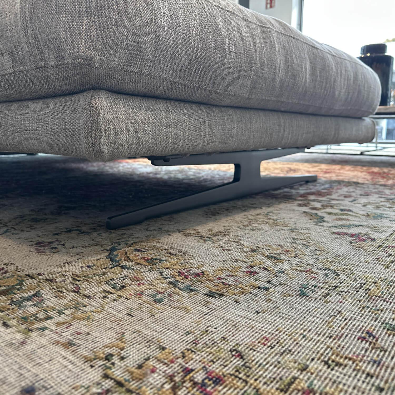 Flexform - Ecksofa Campiello Stoff Extra Elvira N1724 Grau Füße Metall Brüniert Inklusive 8 Kissen - 8