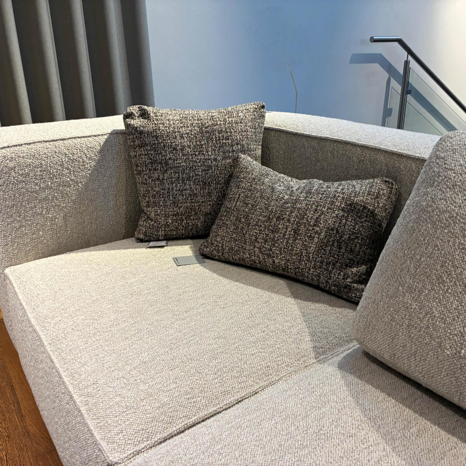 Montis - Sofalandschaft Domino 18 Stoff Fidal 10 S20 Beige Grau Inklusive Kissen - 8