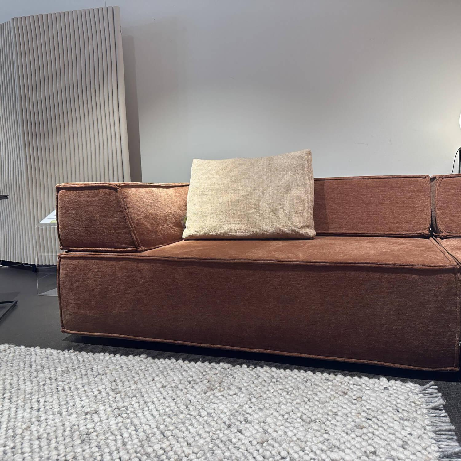 COR - Ecksofa Trio Stoff 8286 Aprikose 81865 Lachs mit Hocker und 2 Kissen - 4