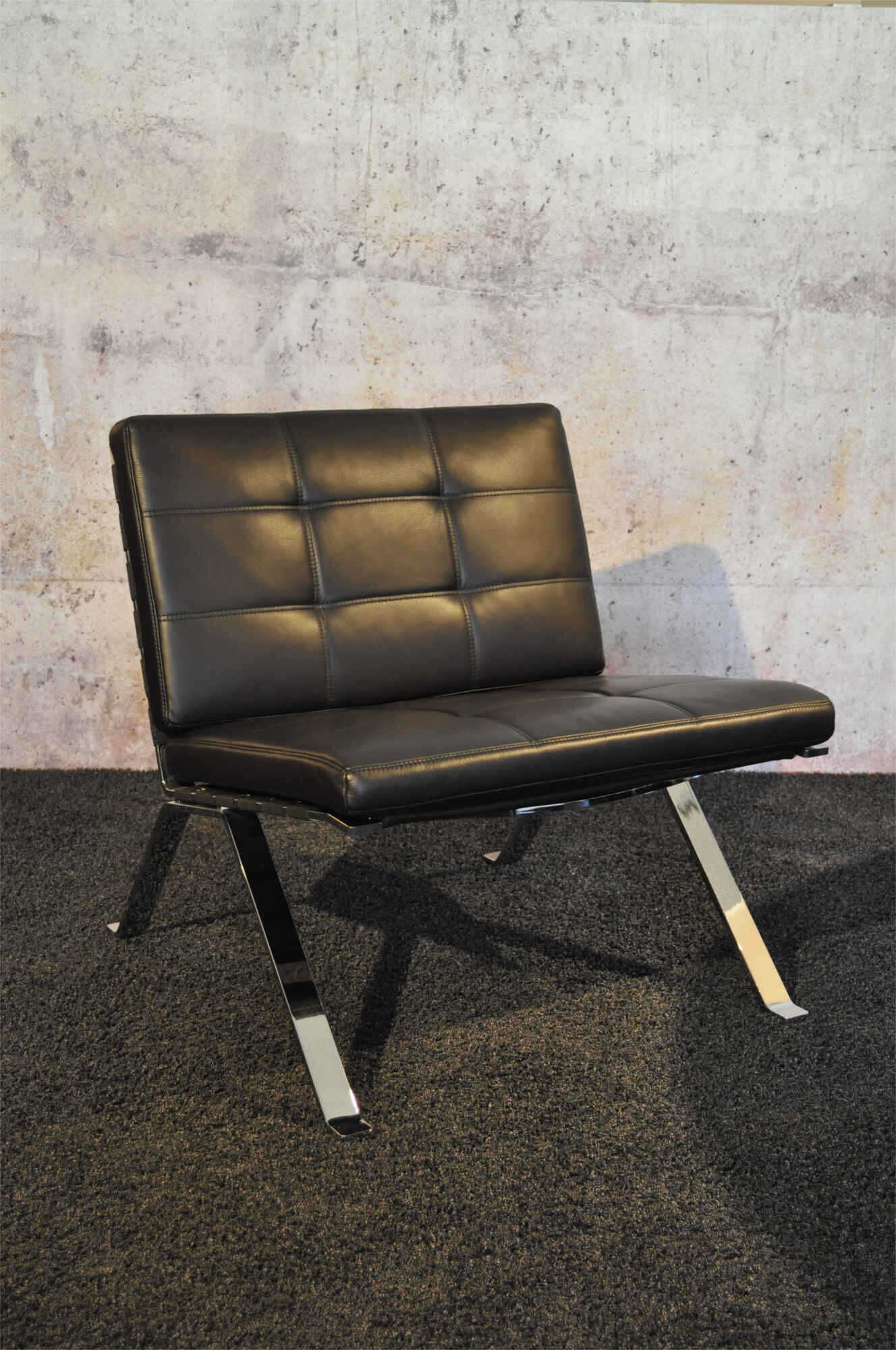 03-11-17-Lounge-Chair-schwarz-Braum-Frankfrut-1 Girsberger - Sessel Lounge Chair 1600 - 2