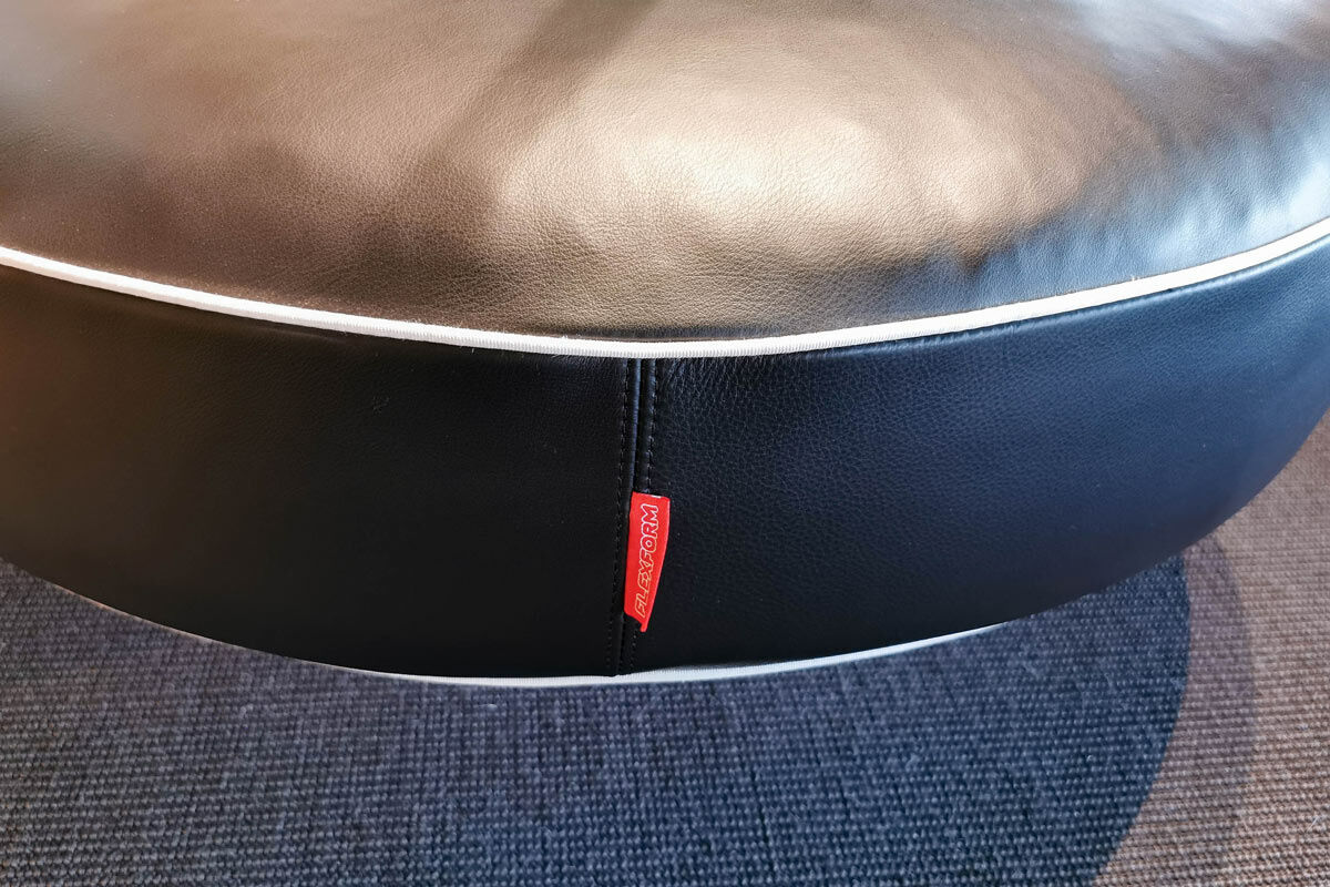 Flexform - Sofa Supermax Leder Pelle N412 Schwarz Rückenlehne Schwarz Weiß Gestell Metall Brüniert - 3