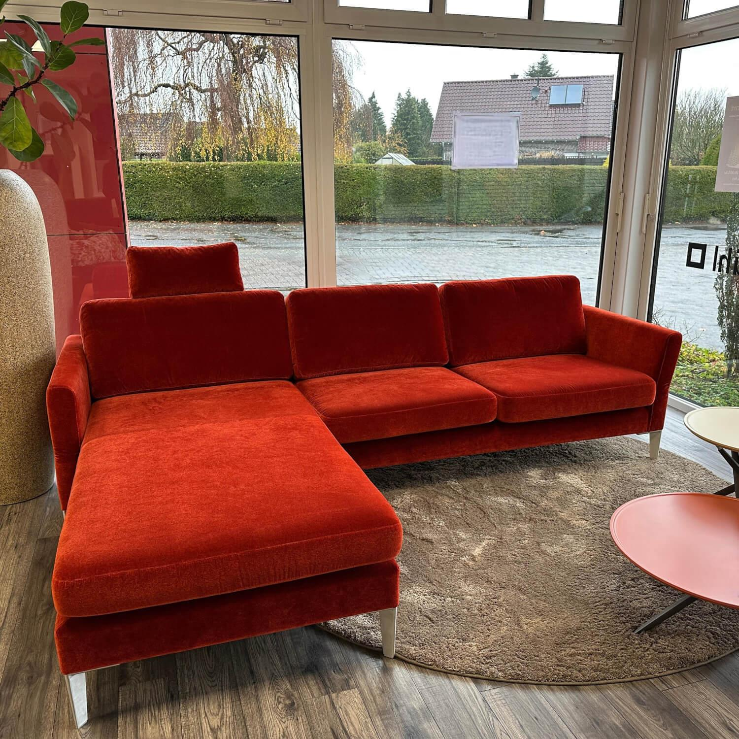 Gehlenborg Sitzmöbel - Ecksofa Living Rohleder Stoff Cloud 18 Velours Brilliant Rot Gestell Aluminium Gebürstet Mit Klappbarer Armlehne - 4